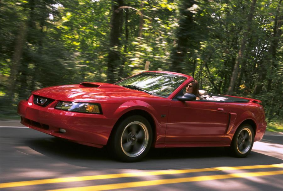  Ford Mustang GT Convertible 1999 года  (фото 57 из 74)